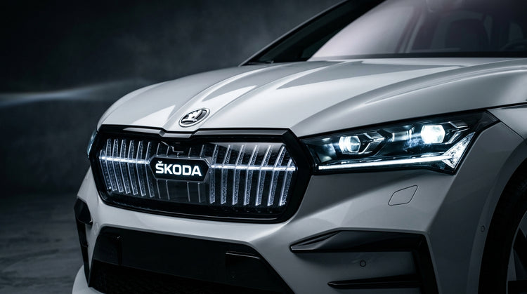 Skoda bil front nærbillede